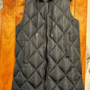 Women’s Black Quilted Vest
